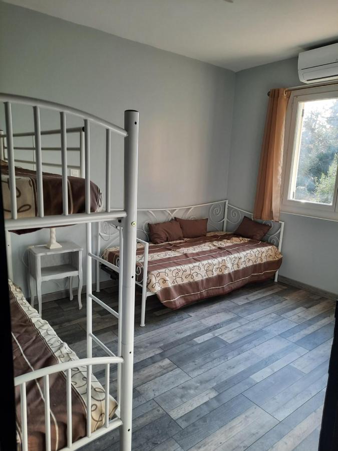 Maison Sur 2000M² D'Espace Vert. Bassan Bagian luar foto