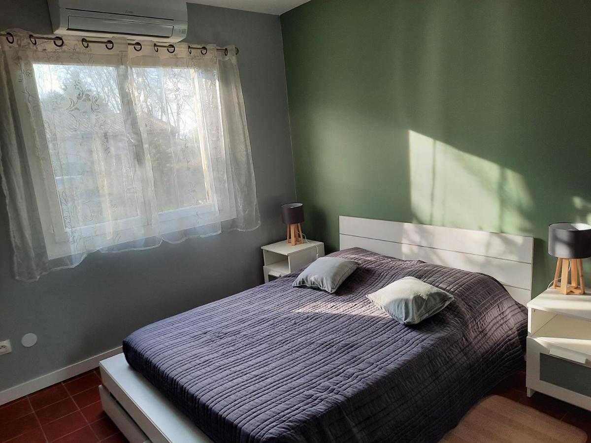 Maison Sur 2000M² D'Espace Vert. Bassan Bagian luar foto
