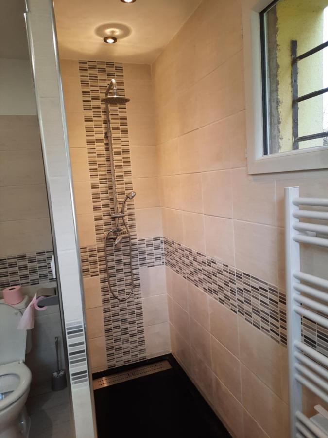 Maison Sur 2000M² D'Espace Vert. Bassan Bagian luar foto
